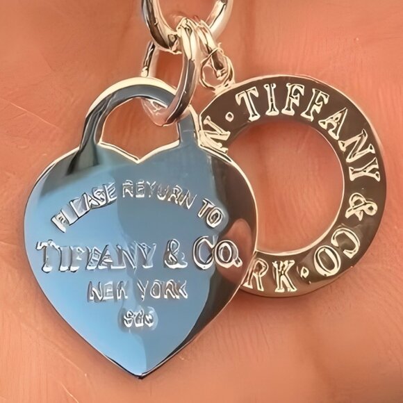 Tiffany & Co Silver T Wire Bracelet - Picture 6 of 6